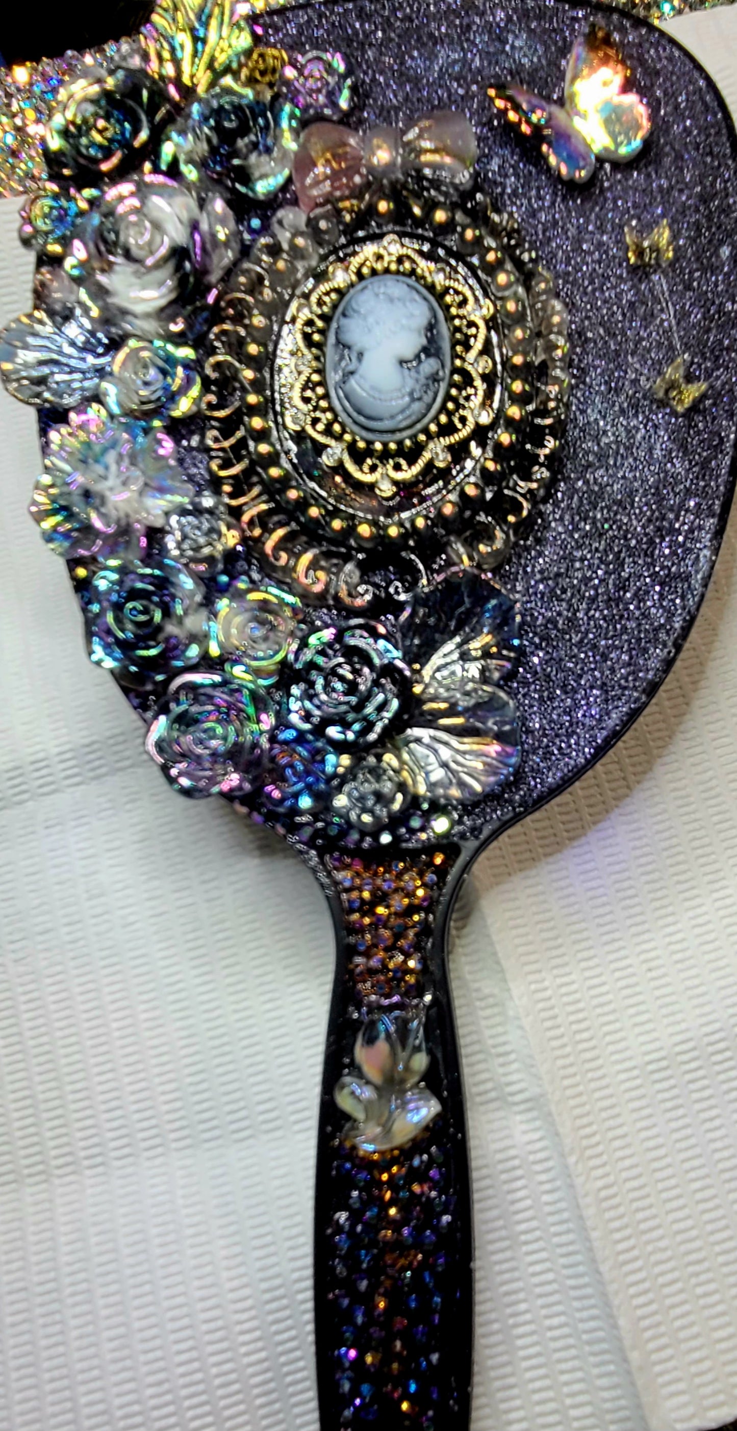 Black Cameo