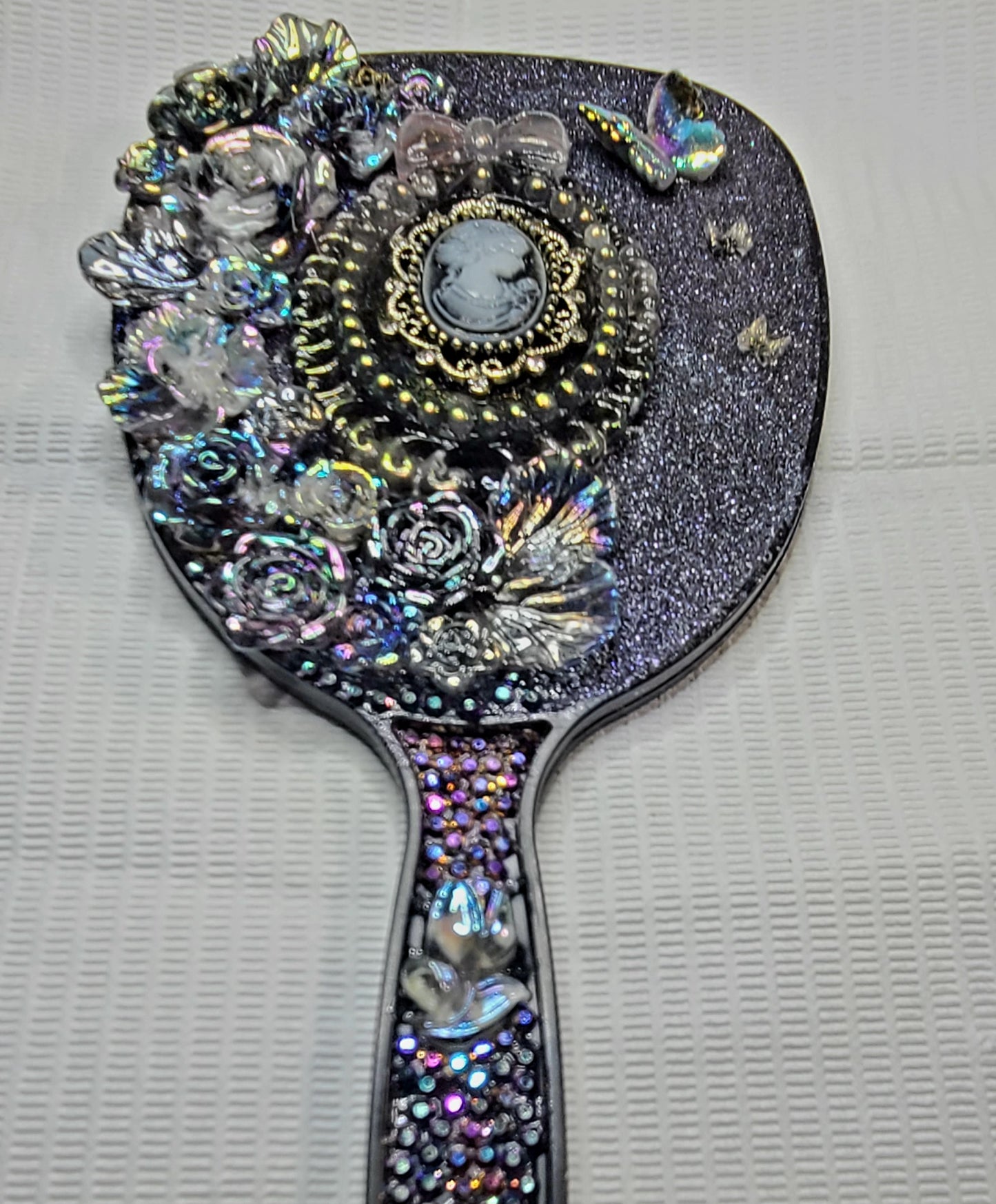 Black Cameo